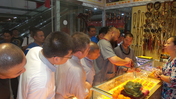 佛教協(xié)會(huì)來本店參觀1